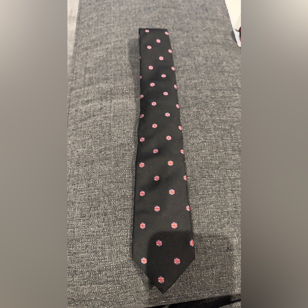 Ben Sherman tie
